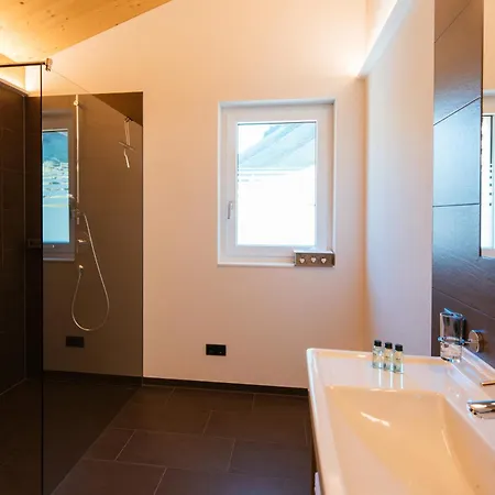 Alpenpanorama Konzett * Fontanella